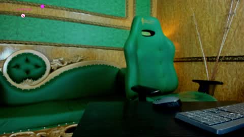 Snapshot of arrkabella chatting on 15, 1, 2025 online show from 15, 1, 2025