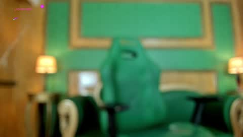 Snapshot of arrkabella chatting on 2, 2, 2025 online show from 2, 2, 2025