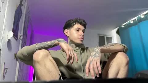   online show from 24, 12, 2024