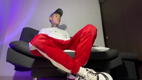   online show from 12, 3, 2025