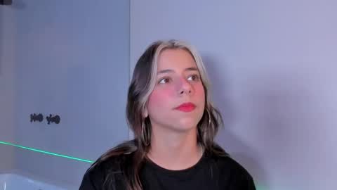 artemisablake online show from 18, 12, 2024