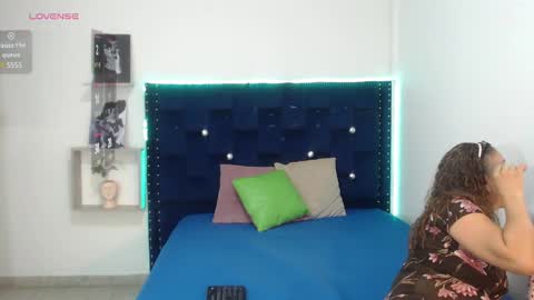 Snapshot of artemiza_love_ chatting on 24, 1, 2025 artemiza online show from 24, 1, 2025