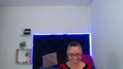 Snapshot of artemiza_love_ chatting on 3, 2, 2025 artemiza online show from 3, 2, 2025