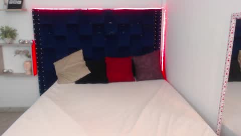 Snapshot of artemiza_love_ chatting on 6, 2, 2025 artemiza online show from 6, 2, 2025