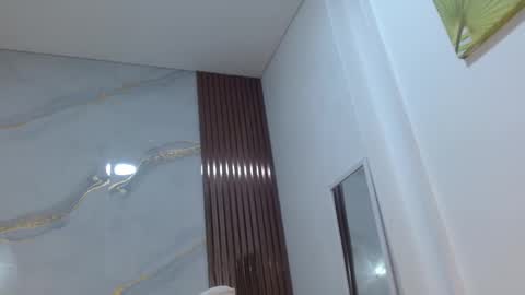Snapshot of artemiza_love_ chatting on 9, 9, 2025 artemiza online show from 9, 9, 2025
