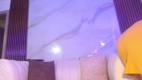 Snapshot of artemiza_love_ chatting on 10, 9, 2025 artemiza online show from 10, 9, 2025