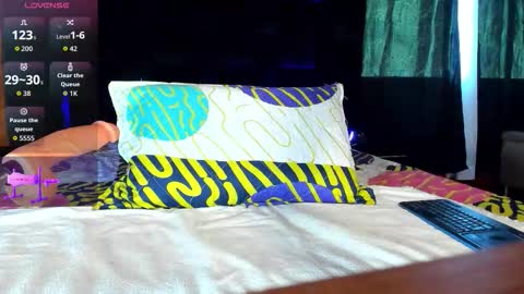 Arthur online show from 4, 11, 2025