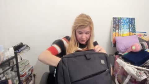 MIA online show from 15, 12, 2025