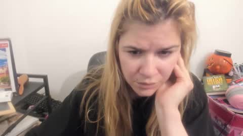 MIA online show from 16, 4, 2026