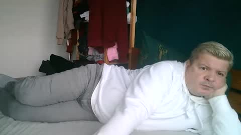 Snapshot of artuditu55 chatting on 28, 1, 2025 artuditu36 online show from 28, 1, 2025