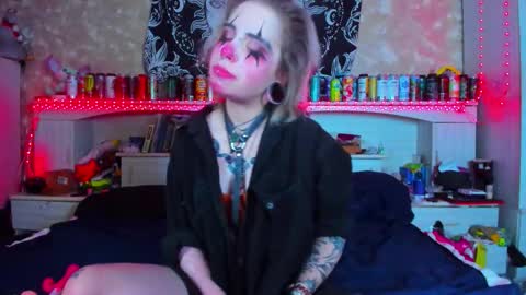 Snapshot of aru_koto chatting on 3, 10, 2025 Aru online show from 3, 10, 2025