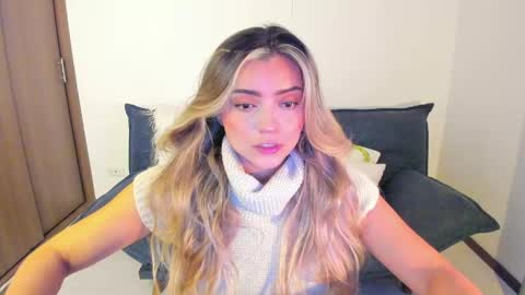 Snapshot of ary_cam230 chatting on 1, 6, 2026 Zahaara online show from 1, 6, 2026