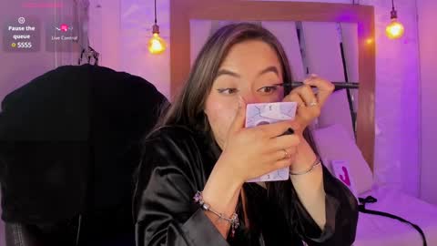 Ary Cooper online show from 4, 3, 2025