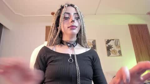Asami Yaeko              online show from 28, 9, 2025
