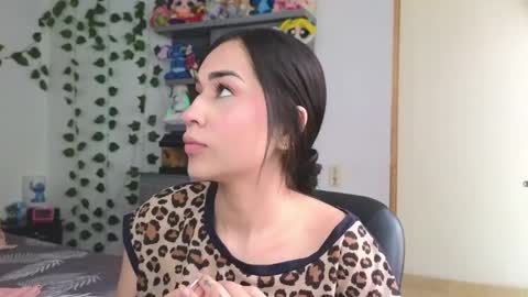 Asena online show from 31, 3, 2026