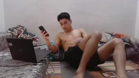 Snapshot of ash2730 chatting on 19, 6, 2026 ash2730 online show from 19, 6, 2026