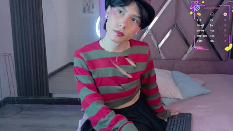 Ash Femboy online show from 27, 10, 2025