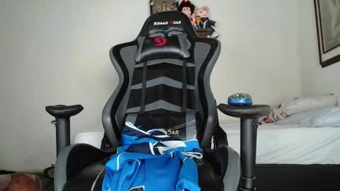 ash_wingrant online show from 4, 3, 2025