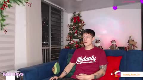 Ashley And Ryan  online show from 23, 12, 2025