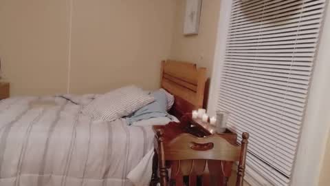 Snapshot of ashelynngrey1986 chatting on 10, 10, 2025 Ashelynn Grey online show from 10, 10, 2025