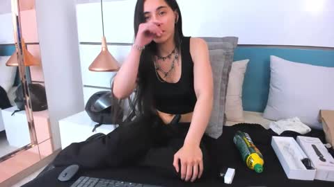 Ashkoreh online show from 9, 3, 2026