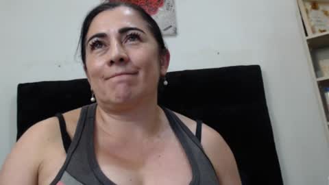 ashleey_thompson online show from 11, 1, 2025