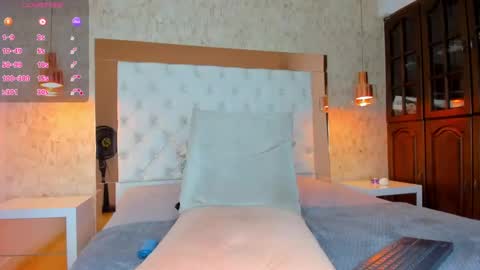 Snapshot of ashleeybrownn chatting on 19, 12, 2024 Ashleey Brownn  online show from 19, 12, 2024