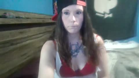 Snapshot of ashley16chris chatting on 7, 10, 2025 black-widow99 online show from 7, 10, 2025