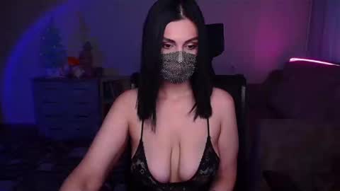   Yasmina   online show from 6, 1, 2025