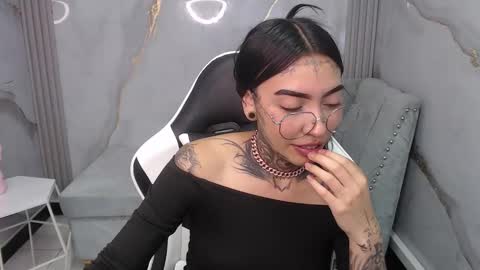 ashley_blum_v online show from 29, 10, 2025