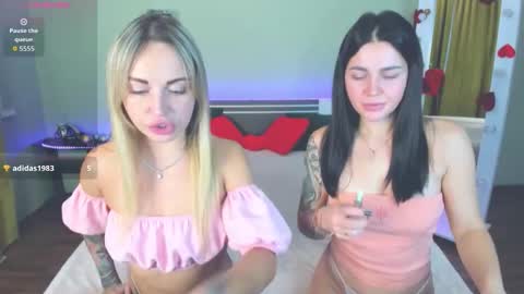 Snapshot of ashley_crashly chatting on 6, 11, 2025 Alina online show from 6, 11, 2025