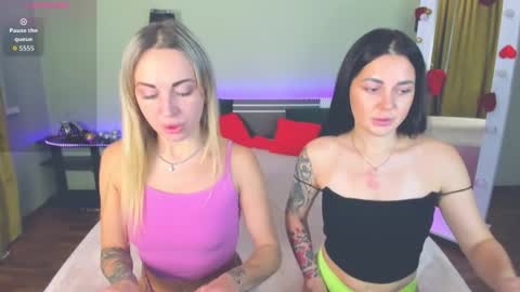 Snapshot of ashley_crashly chatting on 10, 11, 2025 Alina online show from 10, 11, 2025