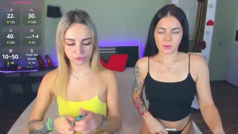 Snapshot of ashley_crashly chatting on 21, 11, 2025 Alina online show from 21, 11, 2025