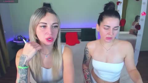 Snapshot of ashley_crashly chatting on 30, 11, 2025 Alina online show from 30, 11, 2025