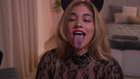  Ashley  online show from 31, 10, 2025