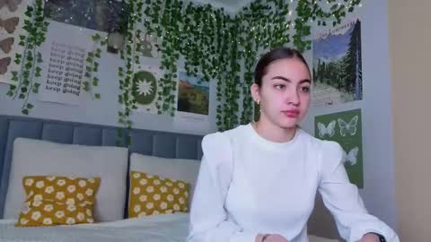 Ashle online show from 5, 10, 2025