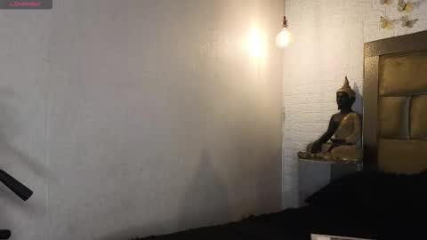 Snapshot of ashleybrend chatting on 1, 10, 2025 CAMILA online show from 1, 10, 2025