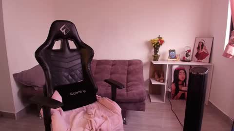 Ashley online show from 28, 9, 2025