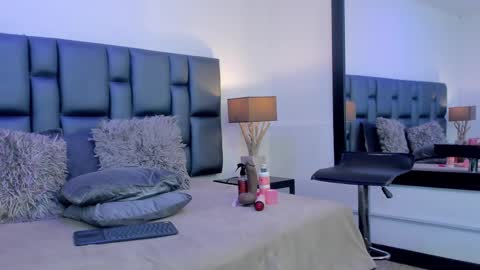 AshleyHill online show from 11, 3, 2025