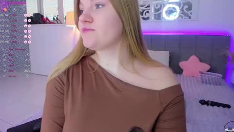 AshleyJonse online show from 25, 11, 2025