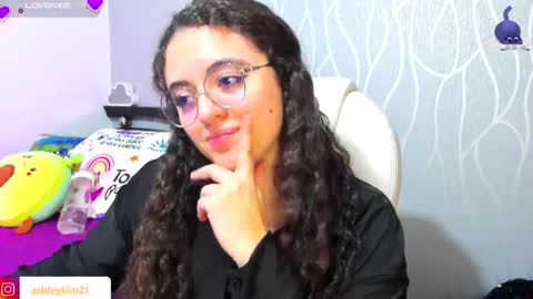 .. Ashley .. online show from 15, 1, 2026