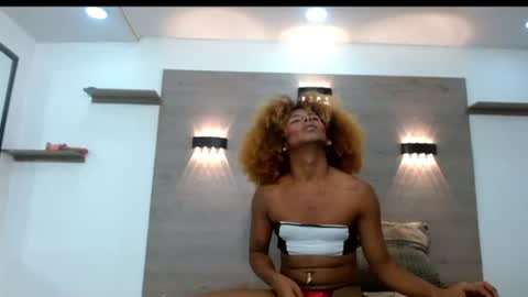 Snapshot of ashleysofiathenison chatting on 6, 7, 2026 ashleysofiathenison online show from 6, 7, 2026
