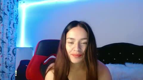 Snapshot of ashleyt1998 chatting on 7, 1, 2025 ASHLEY online show from 7, 1, 2025