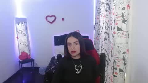 Snapshot of ashleyt1998 chatting on 7, 3, 2025 ASHLEY online show from 7, 3, 2025