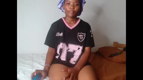 ashleyt255 online show from 9, 9, 2025