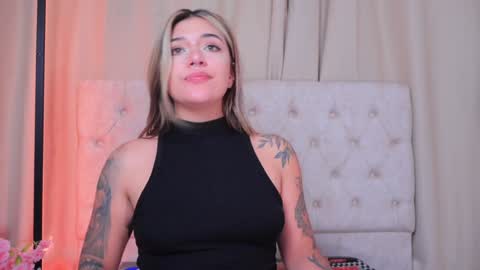 Ashley Lauren online show from 20, 12, 2024