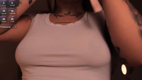 Ashley Lauren online show from 14, 10, 2025