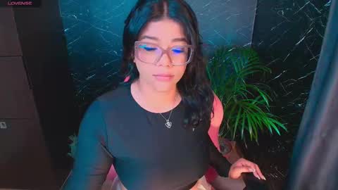 Ashleyy18   online show from 21, 12, 2025
