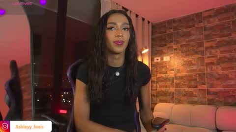 Ashley Fox online show from 1, 2, 2026