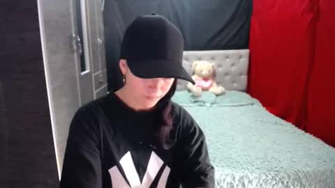 Snapshot of ashly_93 chatting on 21, 10, 2025 engel online show from 21, 10, 2025